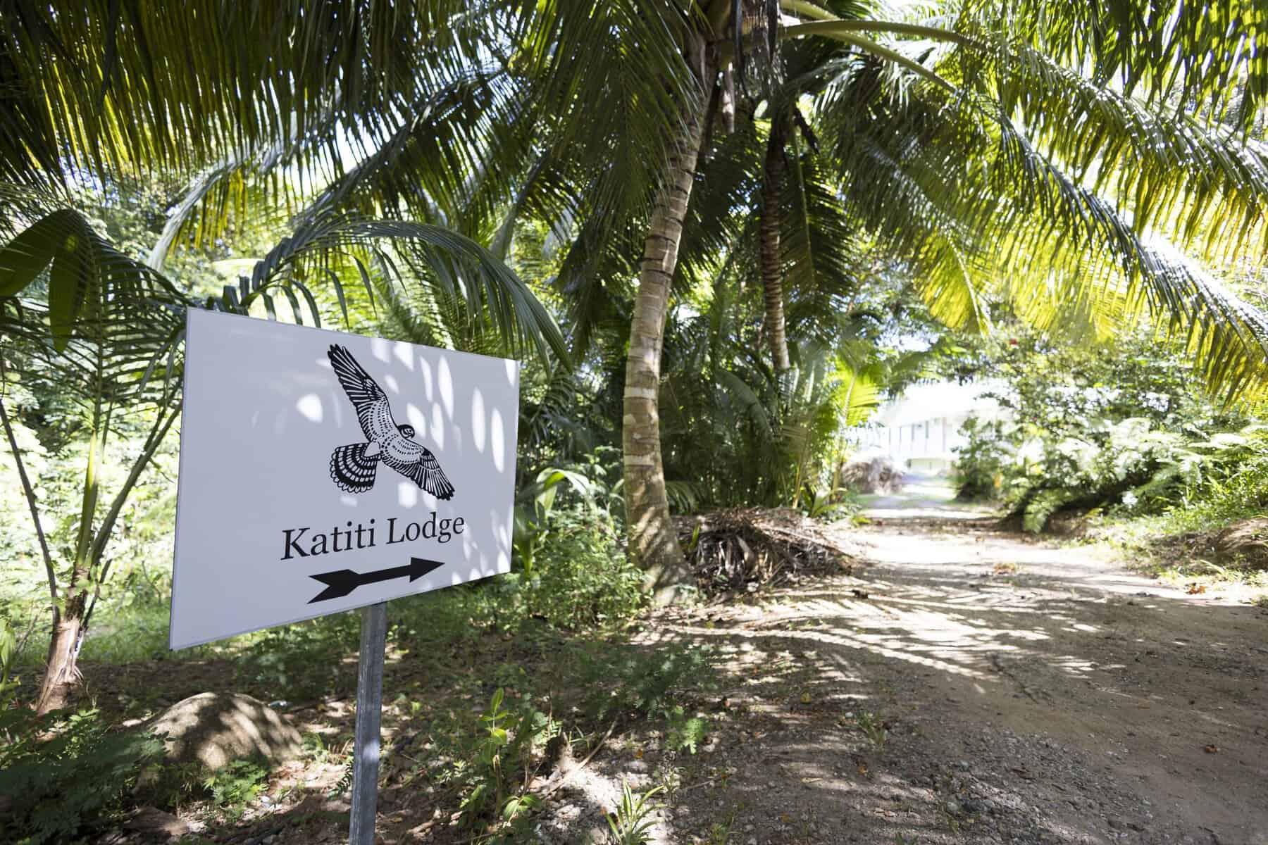 Katiti Lodge — outdoor dining setup