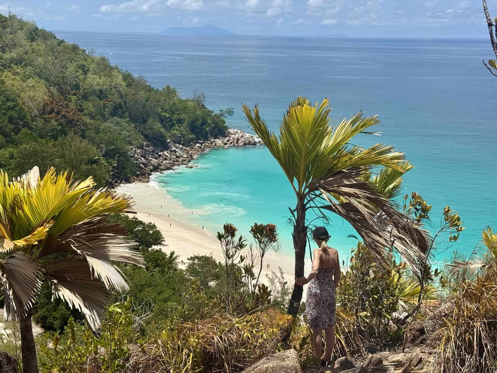 Coastal vegetation and path along the hike on Praslin