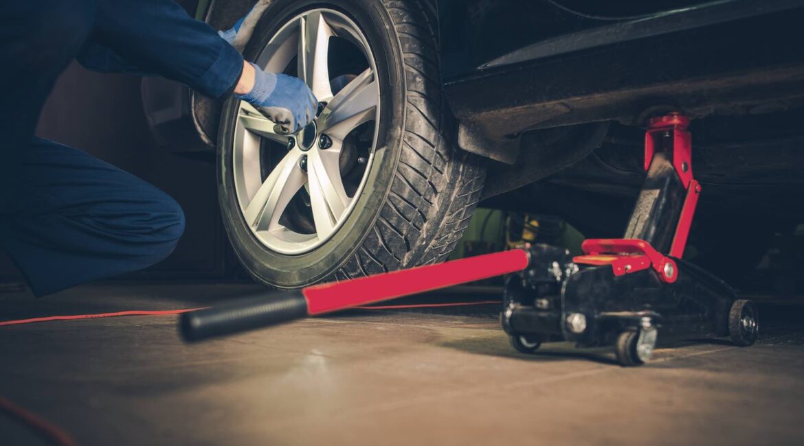 フロアジャッキおすすめ6選【2026年最新版】安心3ｔ油圧ジャッキ