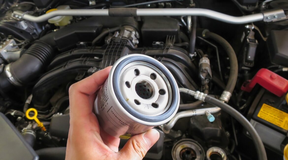 オイルフィルターの交換時期・交換方法・おすすめレンチの選び方を解説！【2026年最新版】