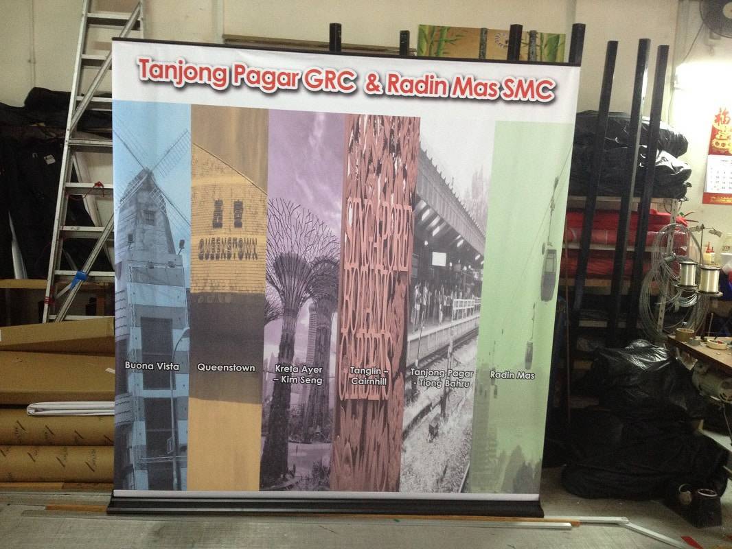 2 x 2 meter portable pull up banner