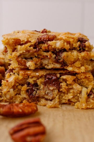Chewy Cowboy Cookie Bars