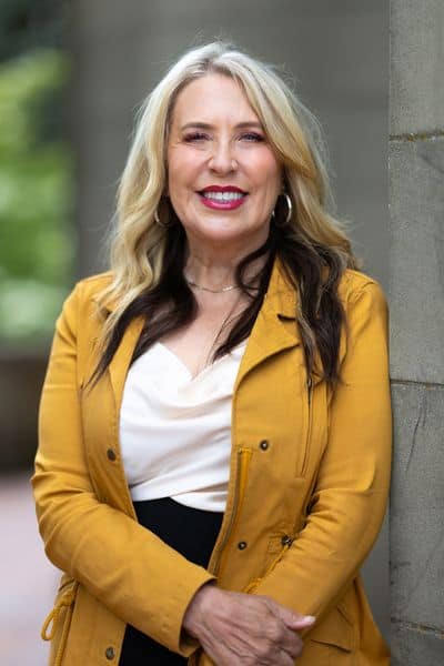 SISU Painting | About Sisu Painting Nancy Long, CEO of Sisu Painting