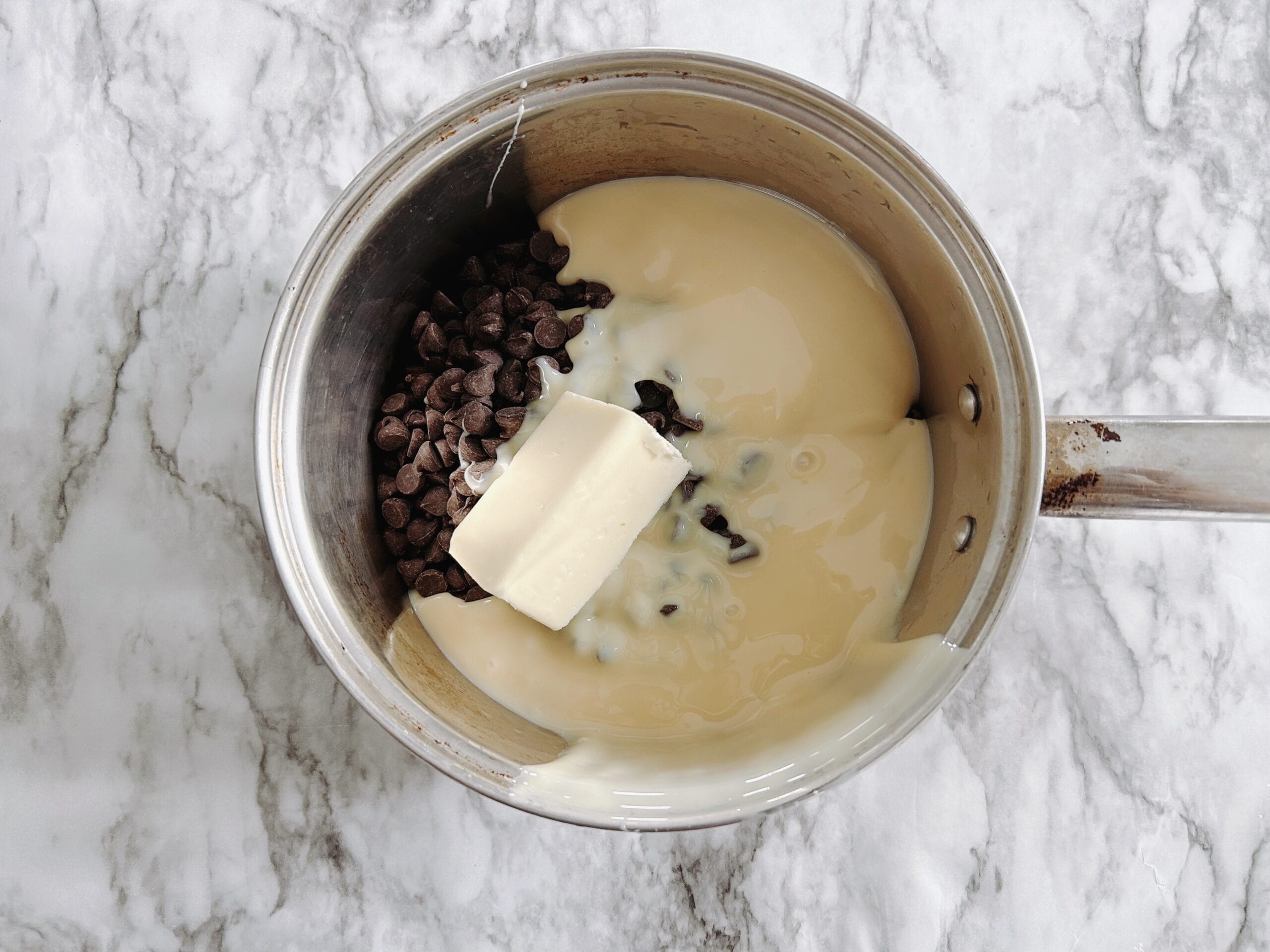 The Best Homemade Chocolate Fudge Recipe (Easy & Creamy!)