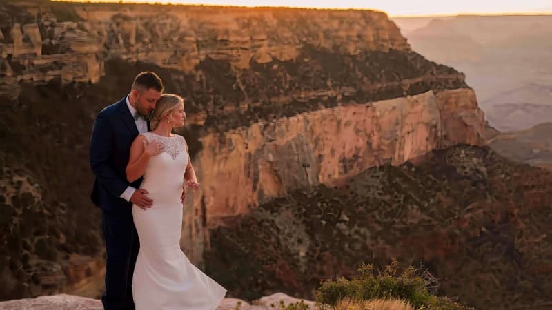 Romantic Wedding at Grand Canyon