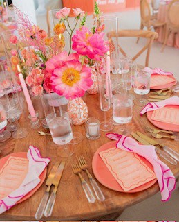 Galentine's day table decor ideas