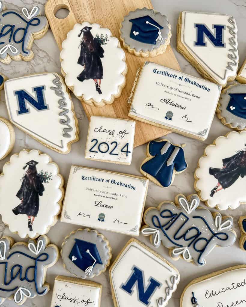 graduation cap cookies
