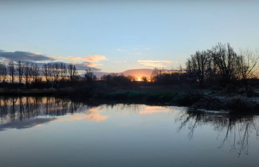 Sunrise on the river Ouse