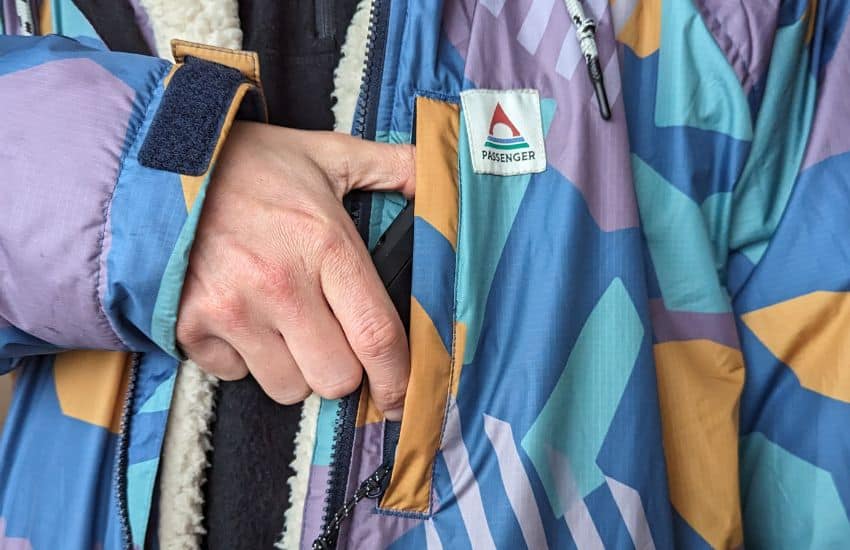 Passenger Waves Sherpa Lined Changing Robe Brest Pocket