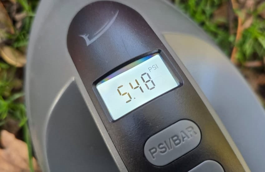 Bluefin E-Swift Electric Pump pressure gauge