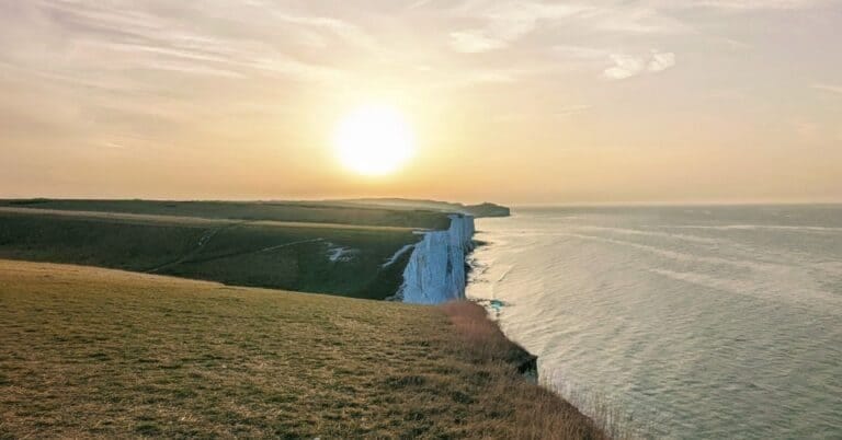 Walking the seven sisters via Beachy Head at sunrise