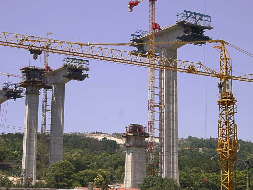 Form Traveller Strukturas