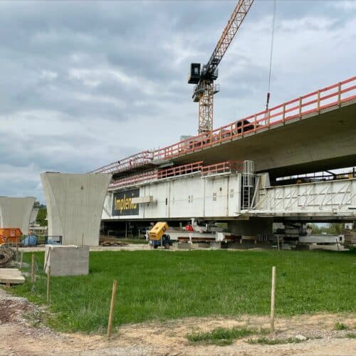 Elbebrücke bridge construction using Underslung MSS