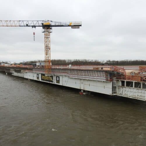 Elbebrücke bridge construction using Underslung MSS