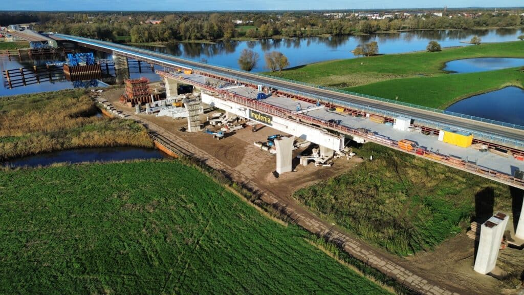 Elbebrücke bridge construction using Underslung MSS