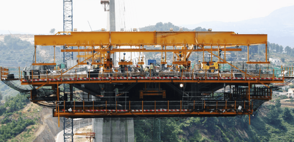 Front view of Form Traveller on wide deck