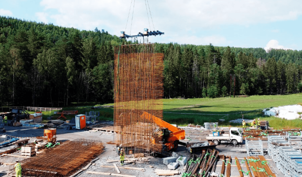 Lifting of pre assembled rebar cage
