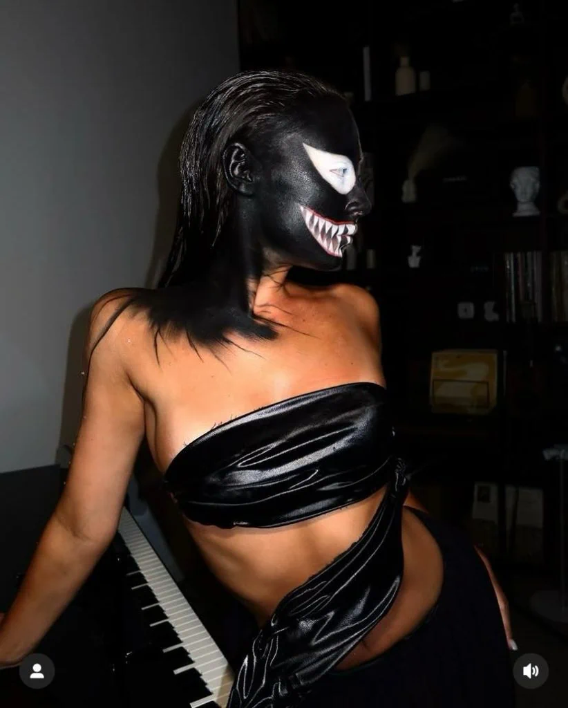 עיצוב תחפושת ונום - סטייליש, בית ספר לעיצוב אופנה
