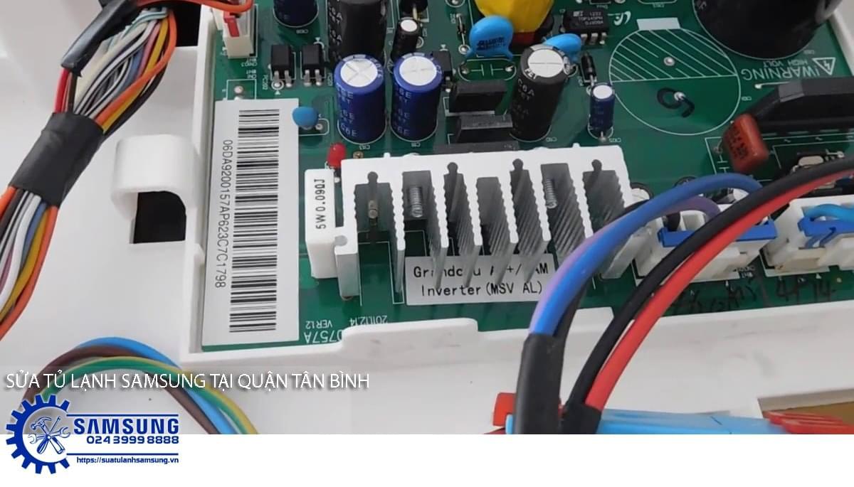 Replacement Samsung Side By Side Refrigerator Control Board for Samsung refrigerator repairs, installation, and diagnostics. Call for expert Samsung refrigerator repair services in Tân Bình.