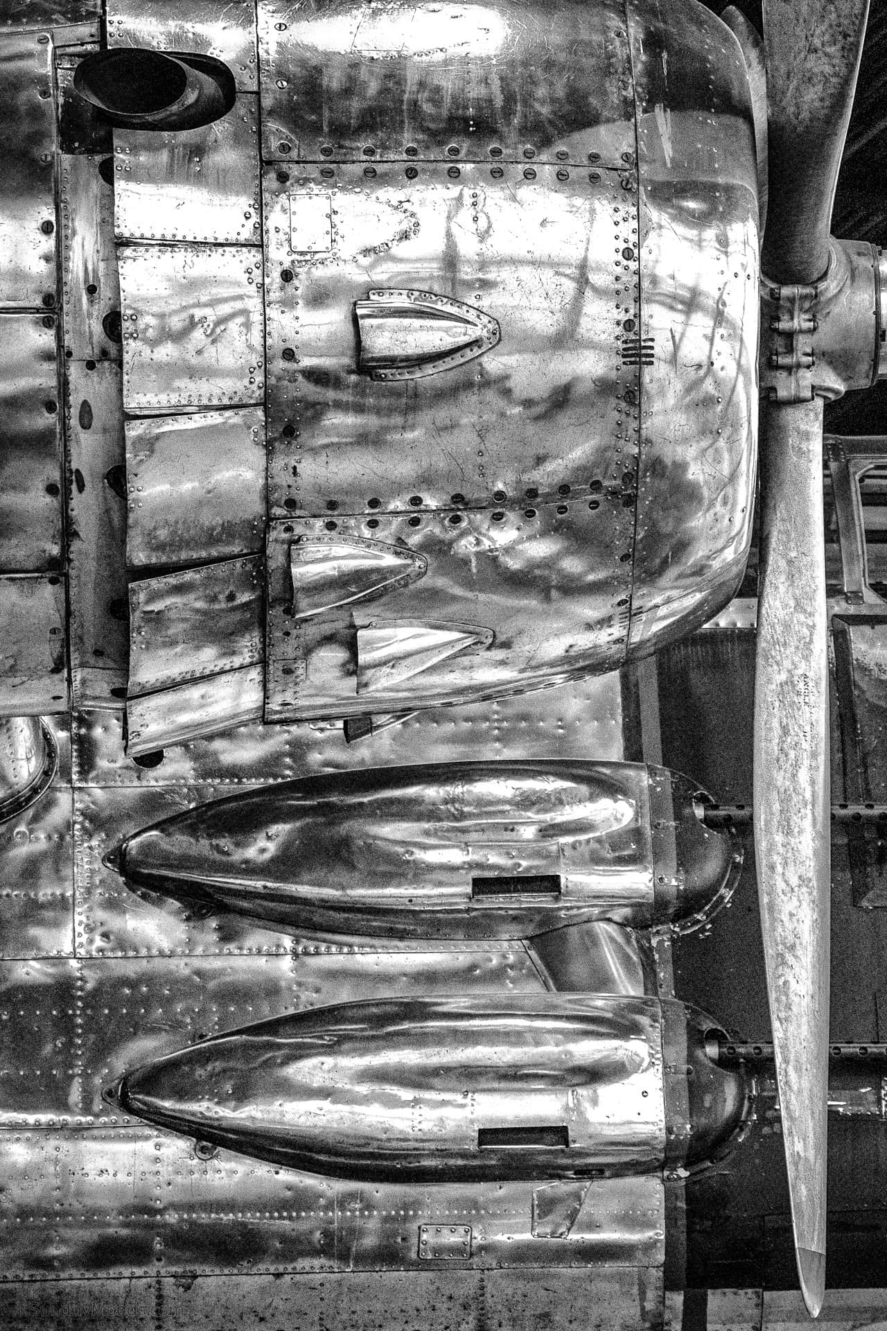 Douglas C-47 Dakota (Exhibit Edition)