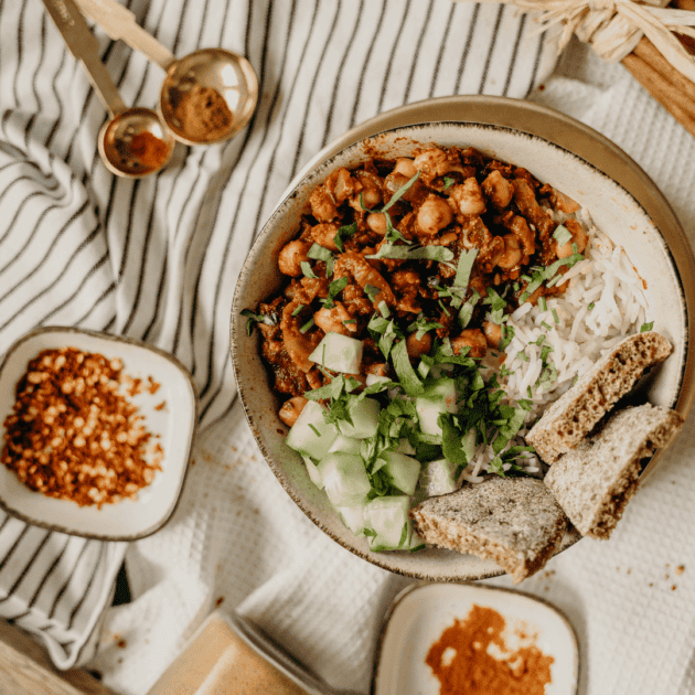 a filling vegan meal you can make on vacation
