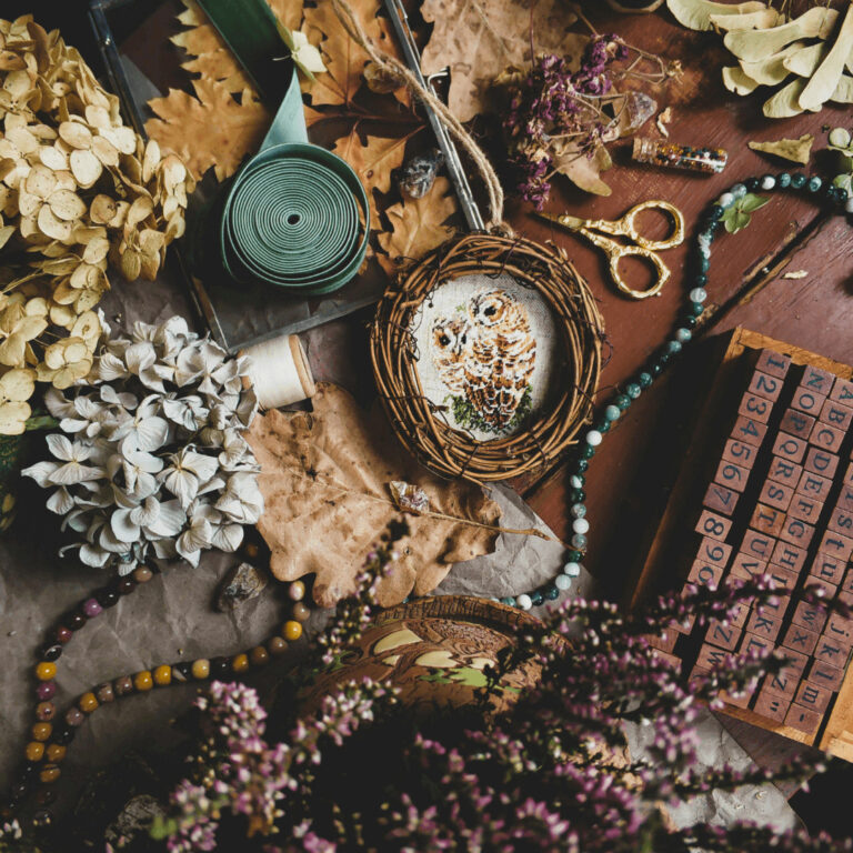 A table with Thanksgiving fall crafts supplies