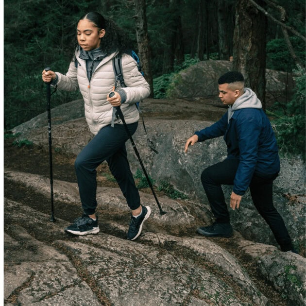 a hiking date outfit for autumn