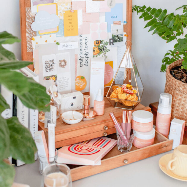 makeup organization on desk