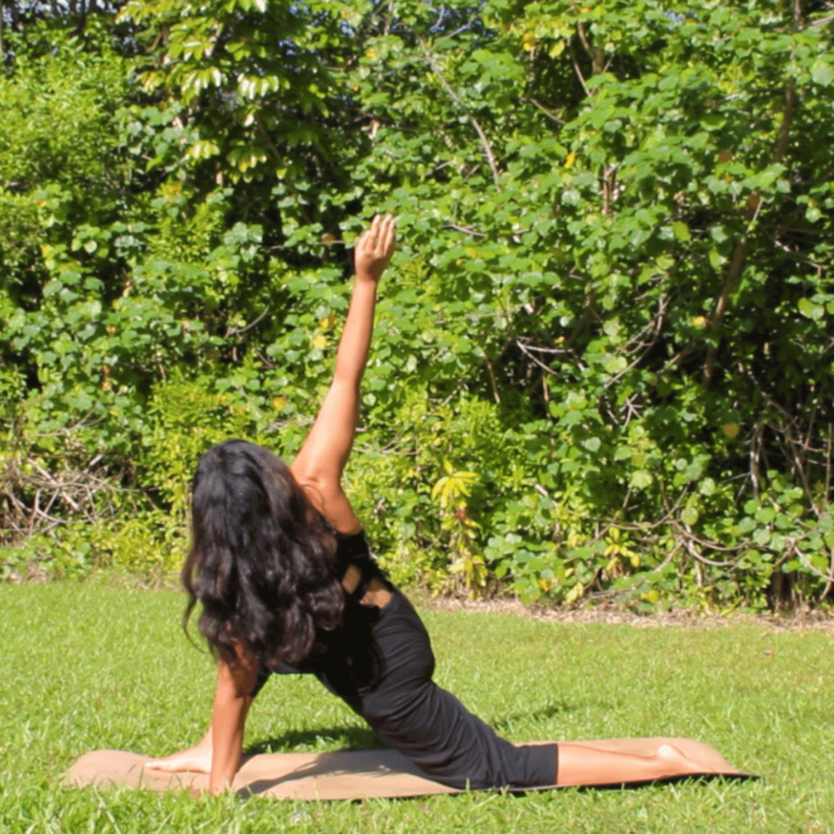 woman doing a low lunge
