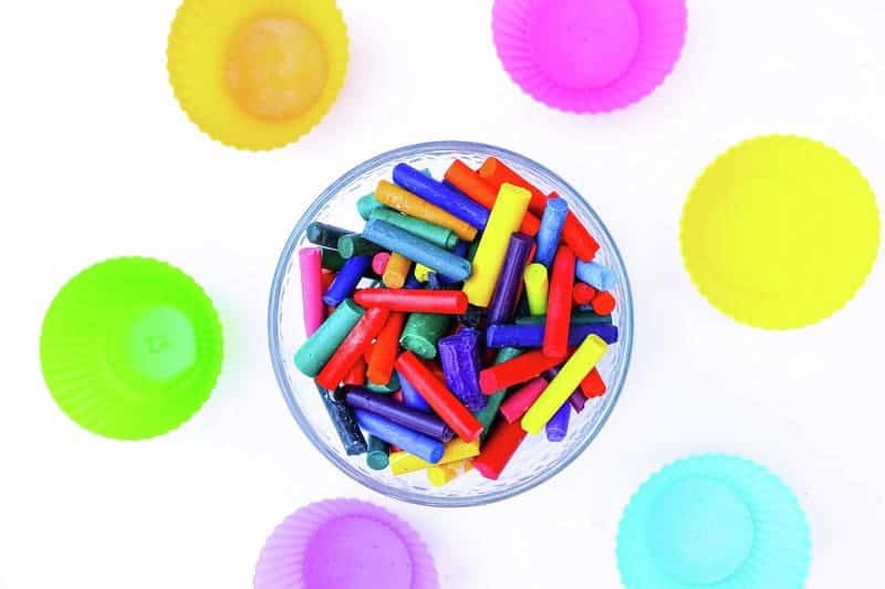 recycle crayons project,recycling crayons ideas,broken crayons project