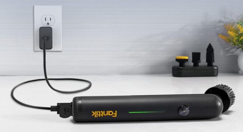 Cordless cleaner with fast Type-C charging, 2000mAh battery