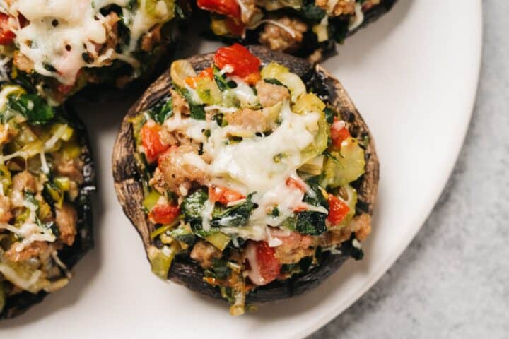 air fryer portabello mushrooms with cheese 720x480 1