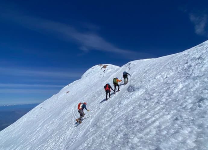 Mt Shasta West Face four Climbers SWS Mountain Guides