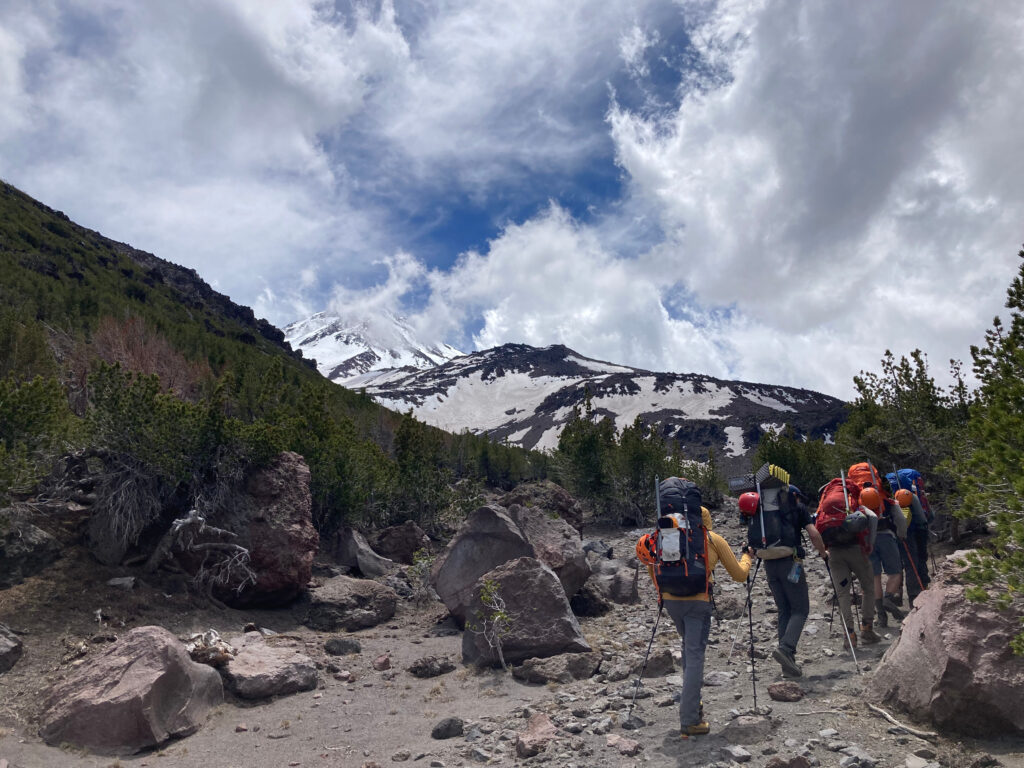 Mt Shasta Hotlum Bolam Ridge | SWS Mountain Guides