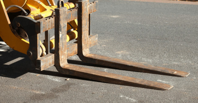 non-fatal accidents and near-misses forklift with tynes on the ground sitting still