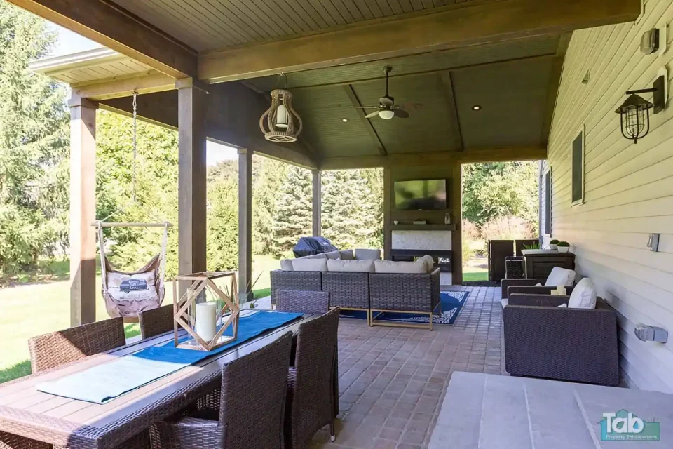 3 Season Rooms | Tab Property Enhancement