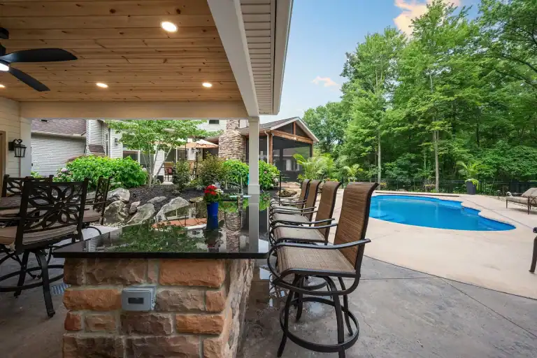 Custom Outdoor Kitchens