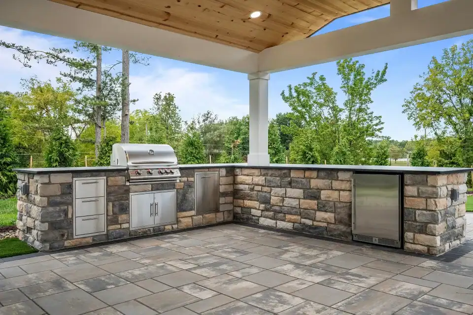 Custom Outdoor Kitchens