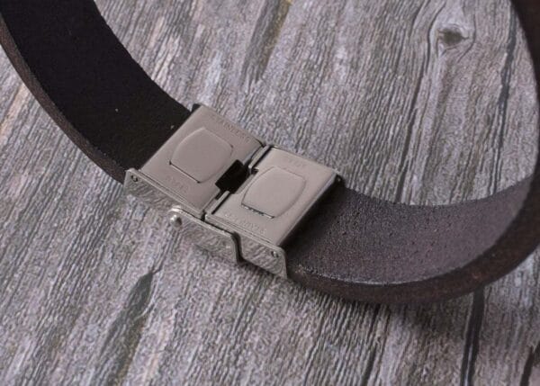 Leather bracelet personalized TA-041-1