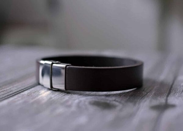 Leather bracelet personalized TA-041-3