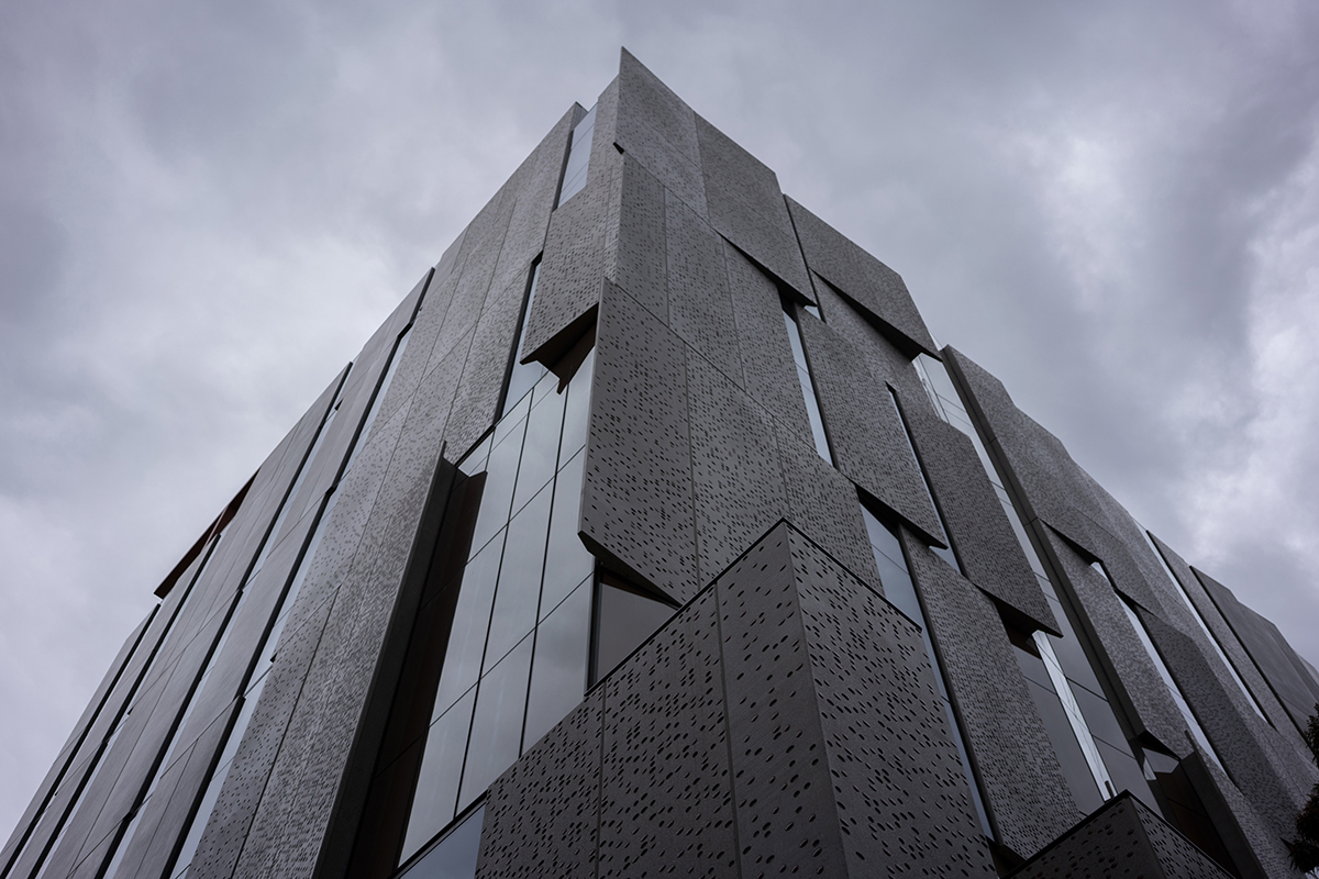 <p>Focal length : 35mm Exposure :F/2.8 1/1600 sec ISO 100</p>
