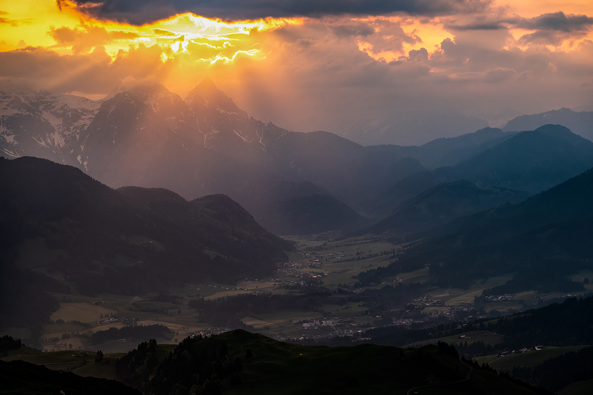 <p>Focal length : 83mm<br />
Exposure : F/2.8, 1/5000 sec, ISO 400<br />
Camera : Nikon Z 8</p>
