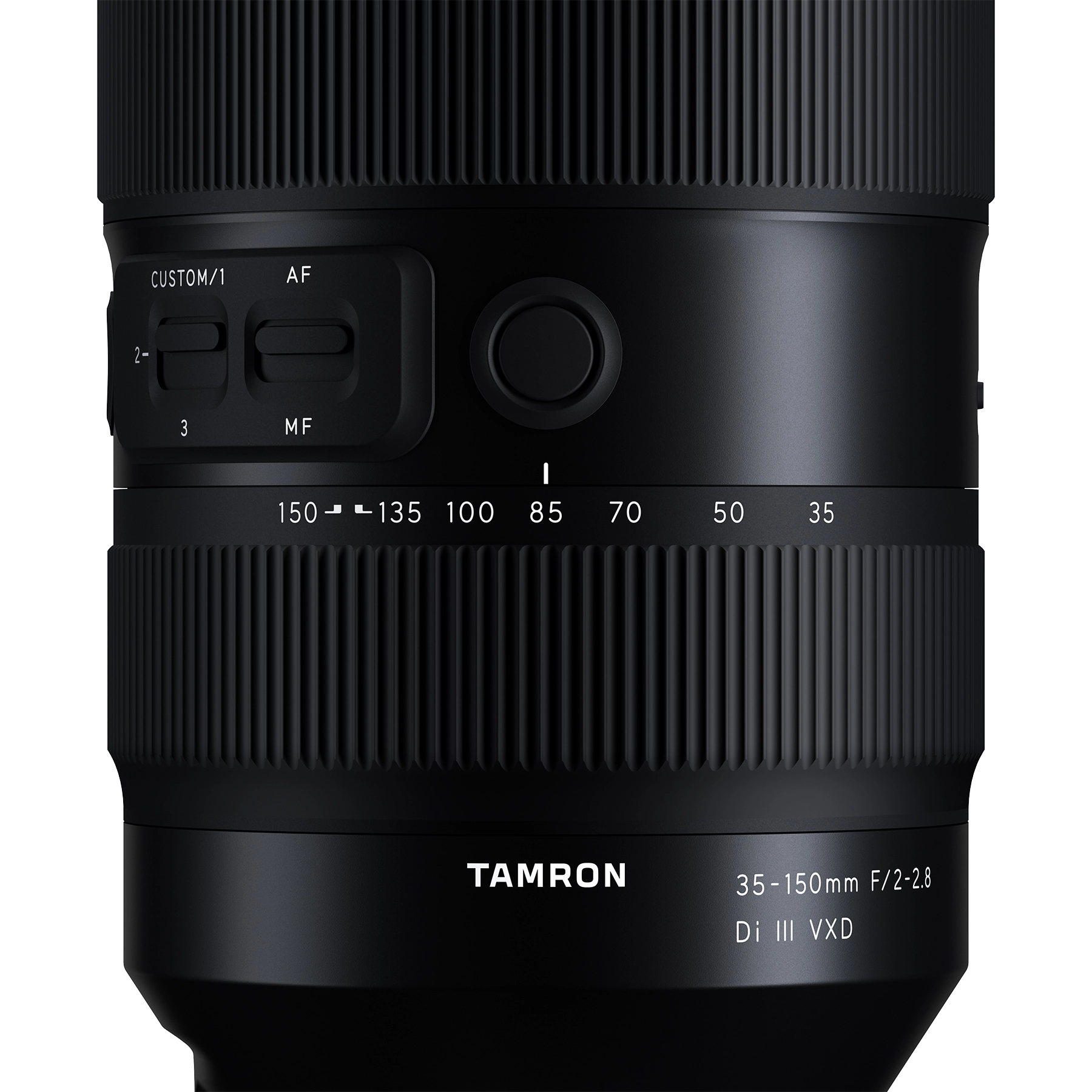 Gros plan de l'objectif Tamron 35-150mm F/2-2.8 Di III VXD, montrant le marquage de la longueur focale à 85mm et les interrupteurs de contrôle.