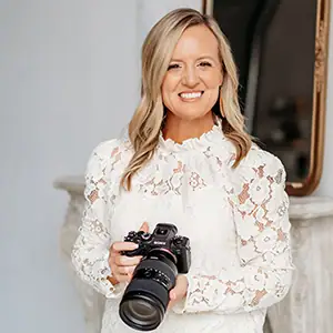 headshot of family photographer Marcie Reif