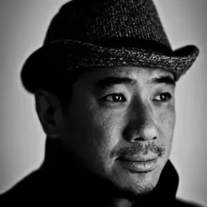 Le photographe documentaire et conteur visuel Daisuke Kumakiri est présenté dans cet article sur le Tamron 28-75mm F2.8 G2.