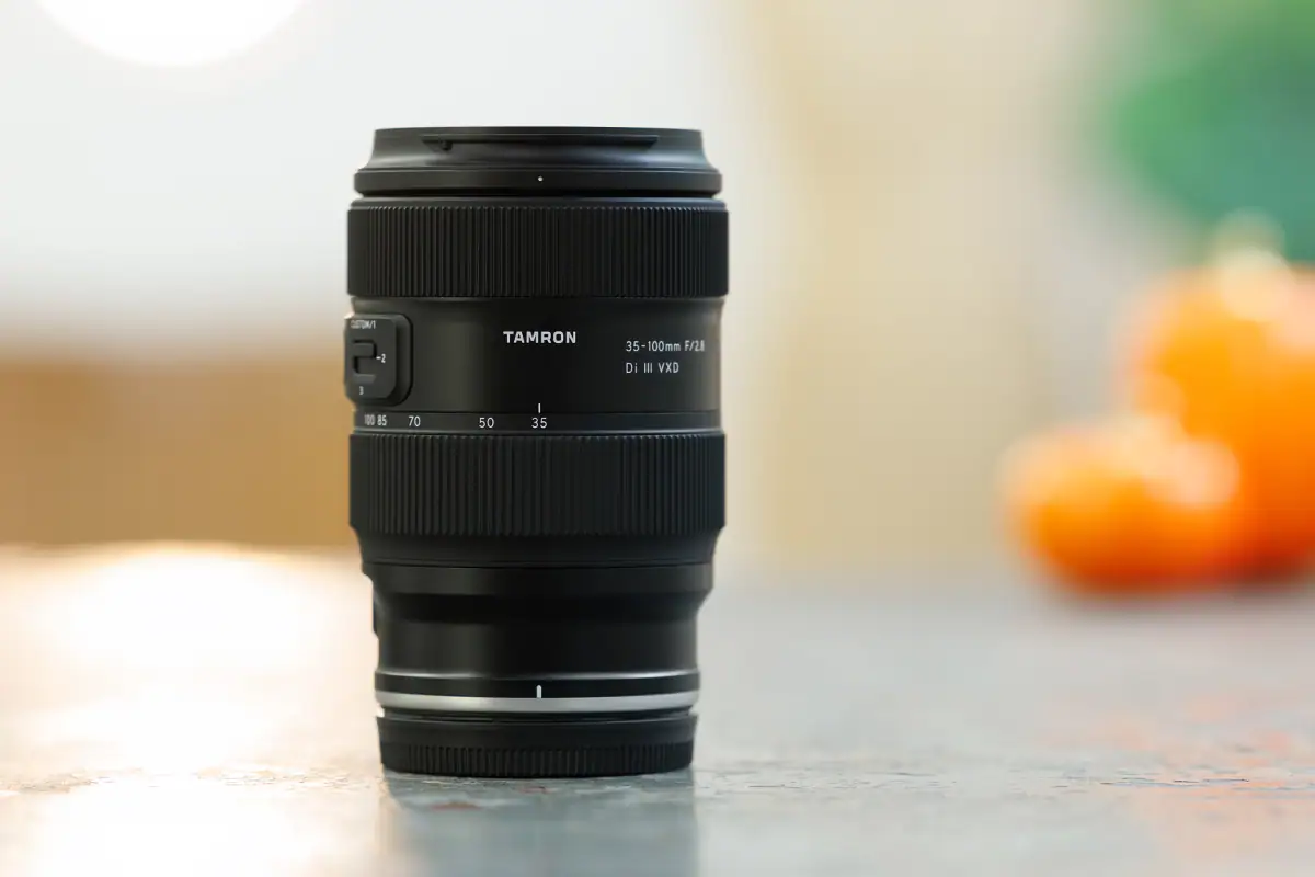 Tamron 35-100mm F2.8 Di III VXD (Model A078) mid-telephoto zoom lens for Nikon Z mount portrait and event photography.