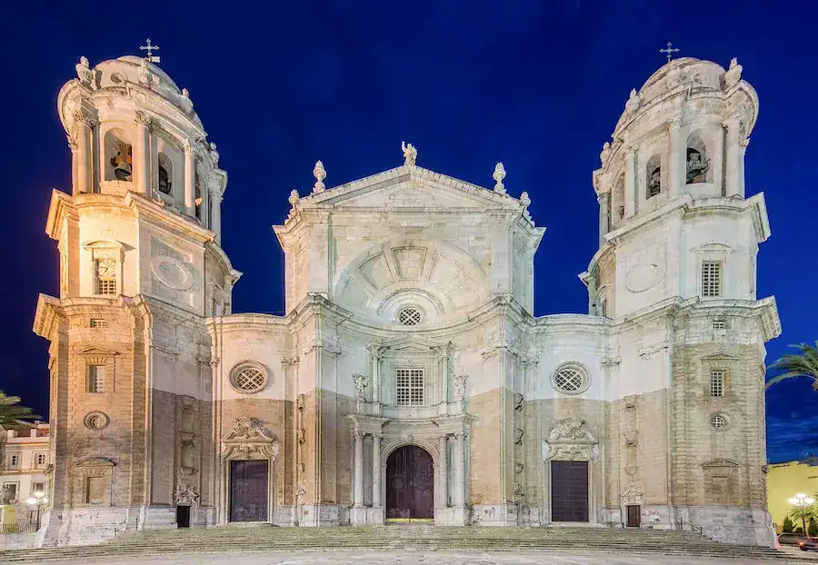 Catedral-de-Cadiz-Espana