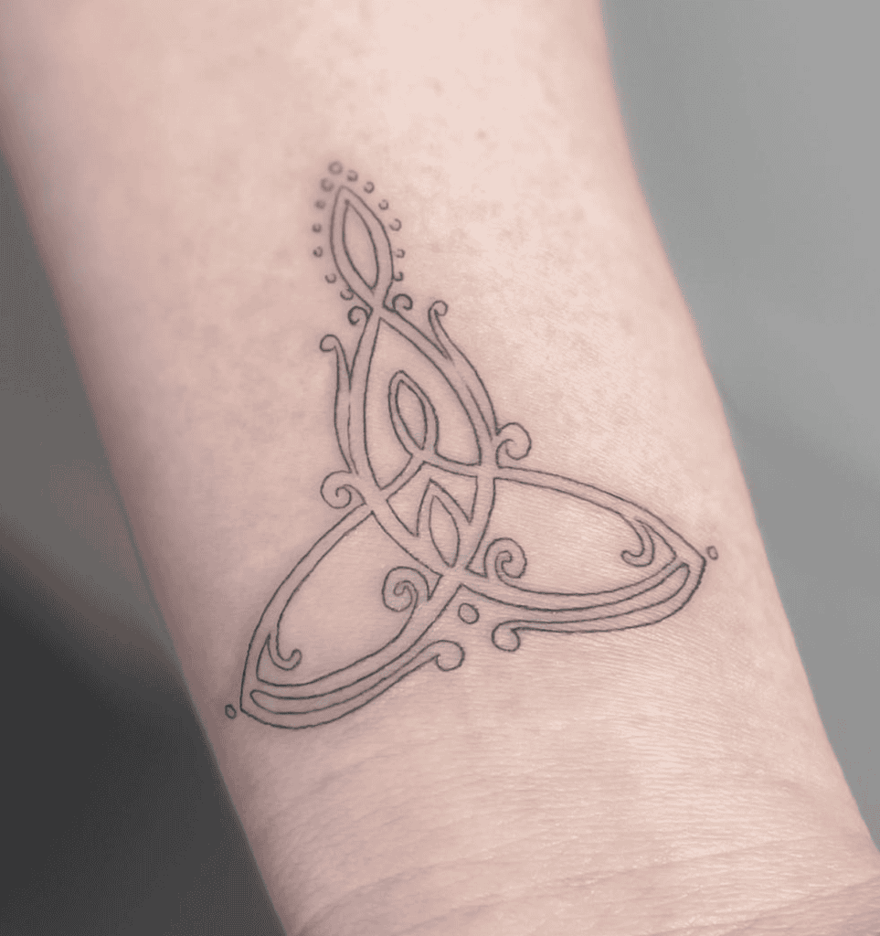 Celtic Motherhood Knot Celtic Mythology Tattoo