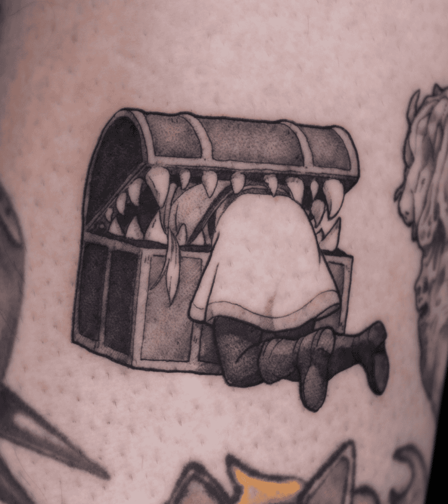 Mimic Bite rieren Tattoo