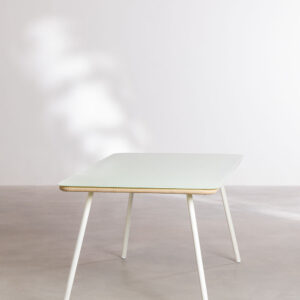 Outdoor Table – Gard